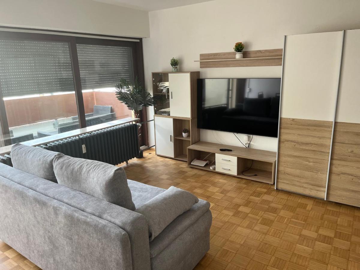 Apartment Naehe Hauptbahnhof Und Innenstadt Würzburg Eksteriør bilde