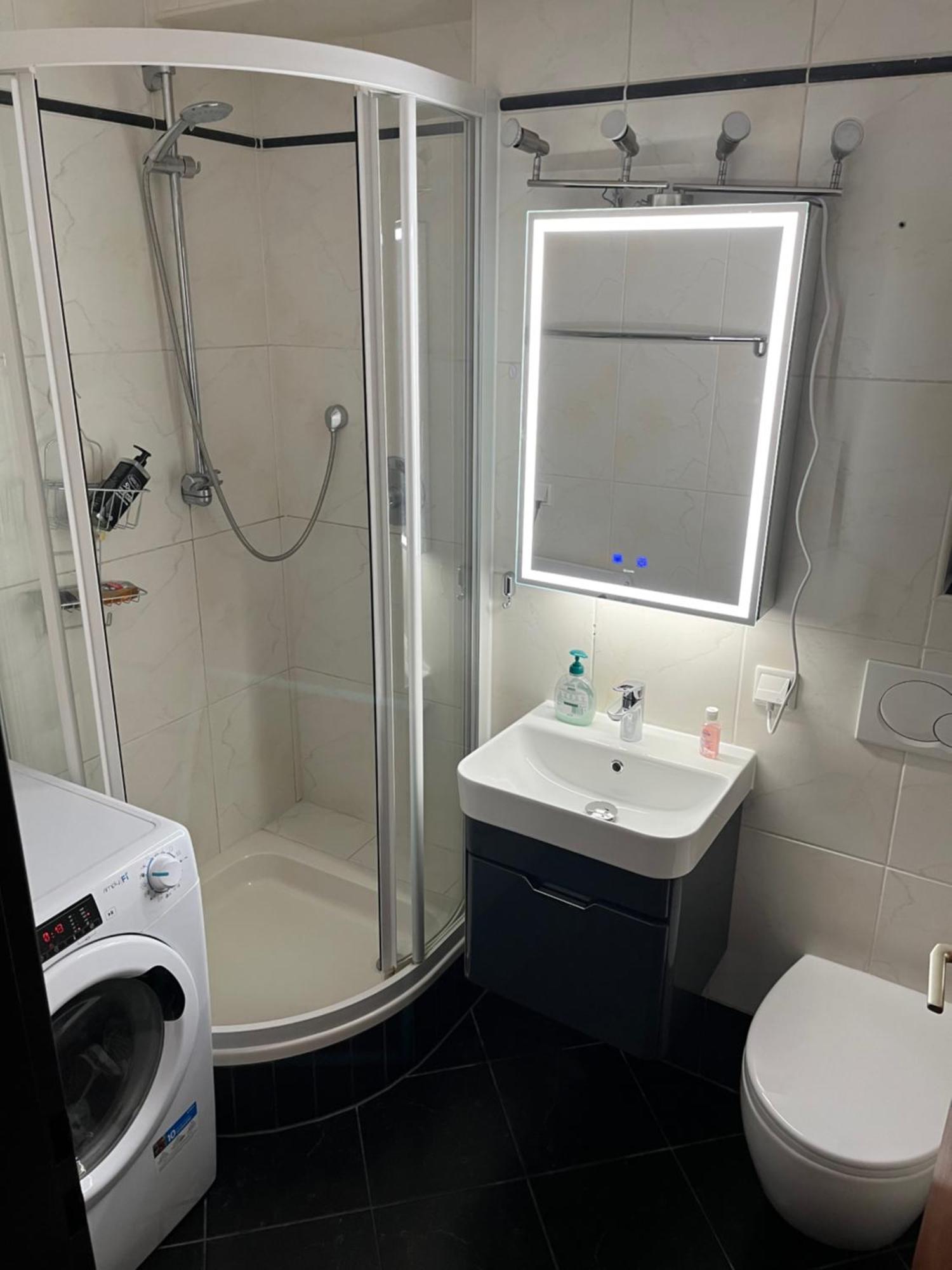 Apartment Naehe Hauptbahnhof Und Innenstadt Würzburg Eksteriør bilde